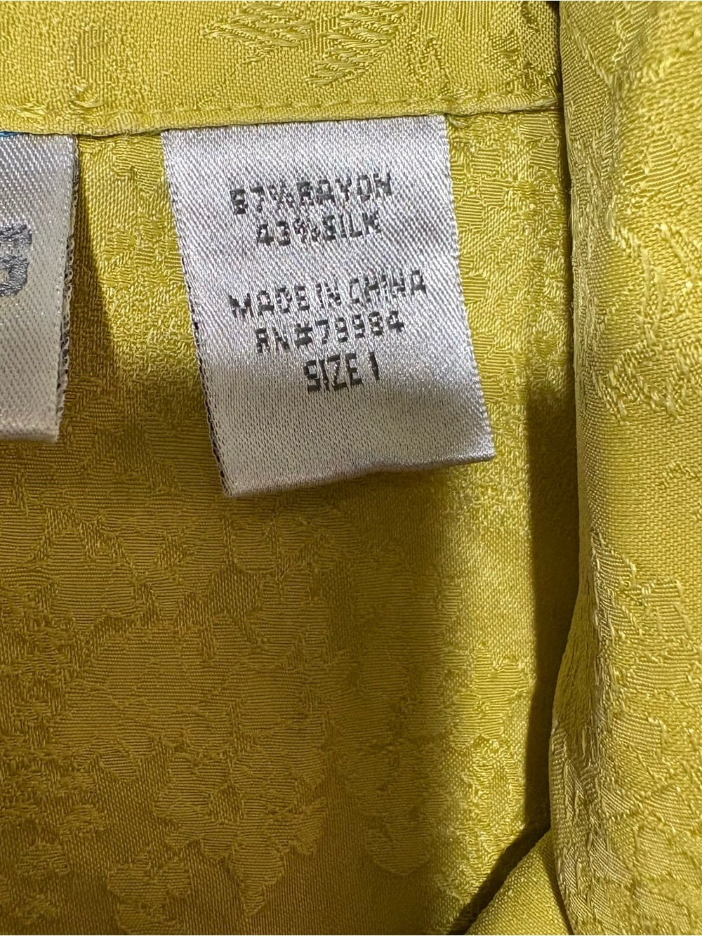 Chico’s Size 1 Yellow Jacquard Button Front Jacket Blouse Lightweight Casual - Picture 4 of 7